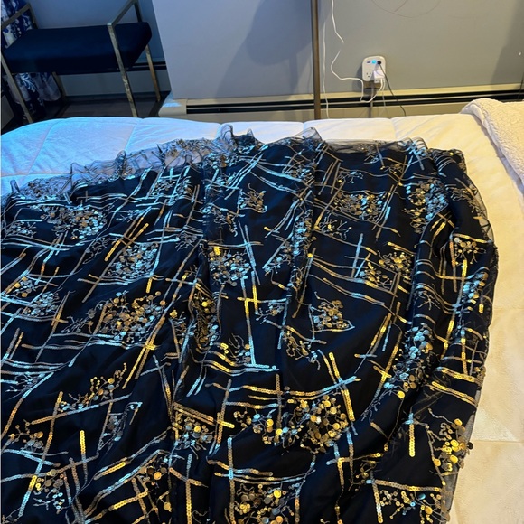 Making the Cut Black and Gold sequin Skirt One of Kind - Picture 3 of 10